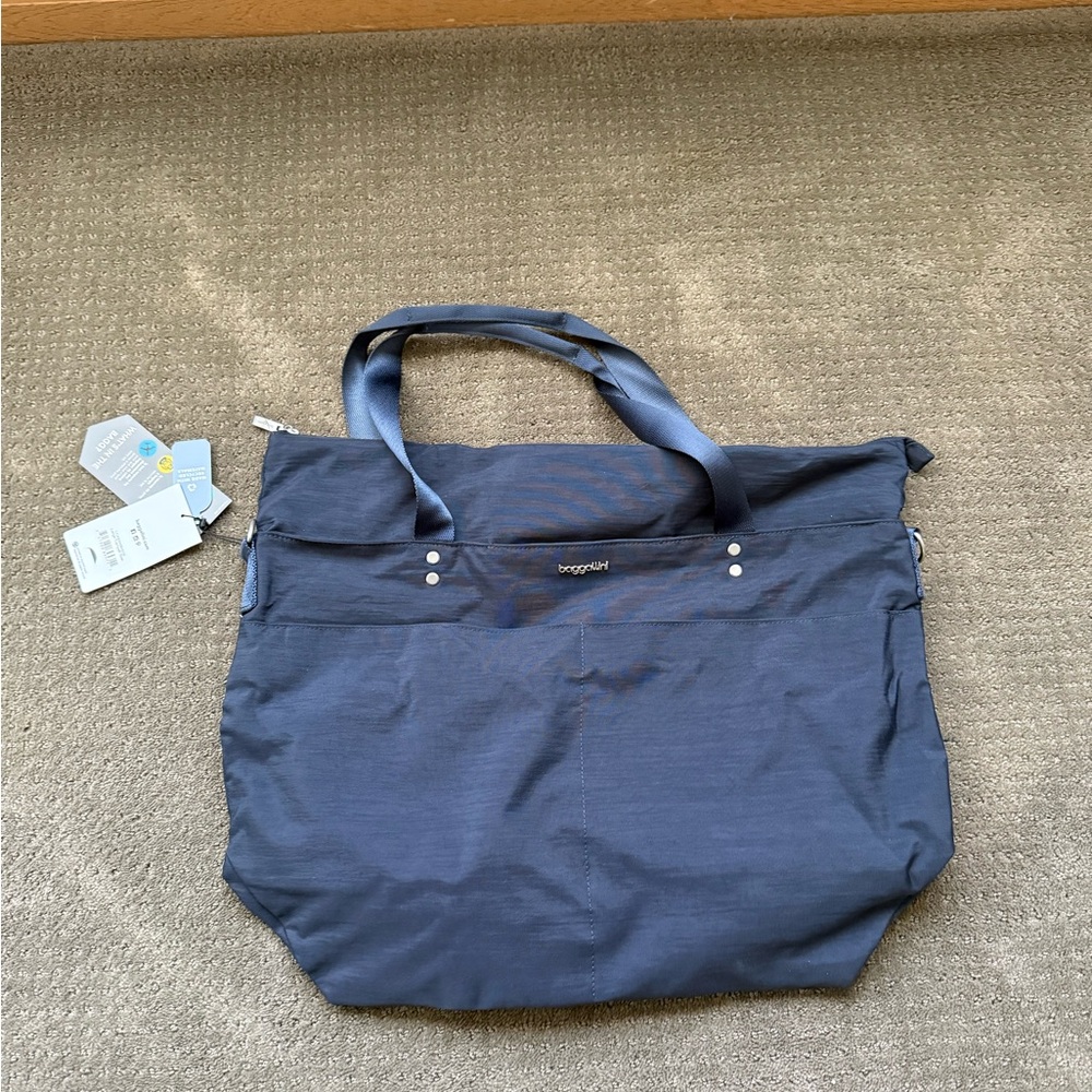Baggallini large tote